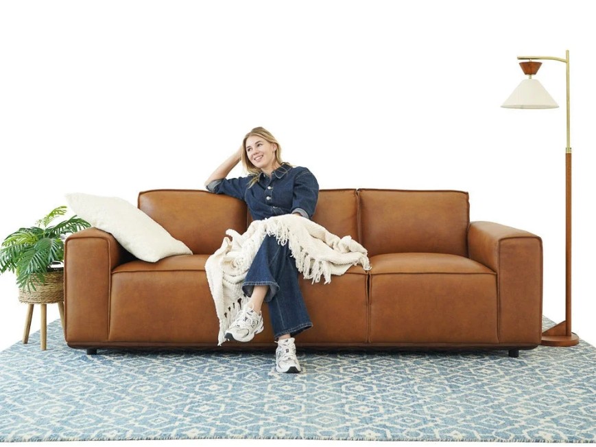Choose a Leather Sofa That Fits Your Lifestyle